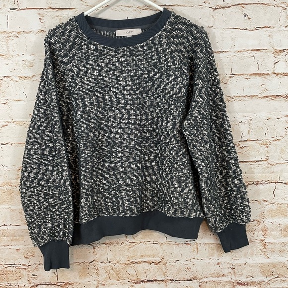 NEW Loft womens medium boucle sweatshirt pullover sweater gray blouson sleeve - Picture 1 of 5